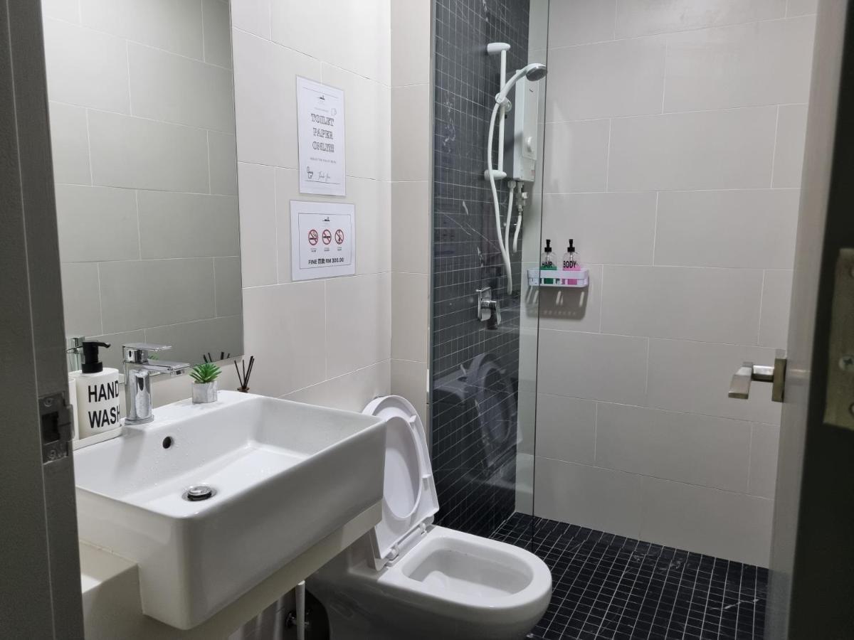 Lavish Beacon Executive Suites By Bin Dao Wu Homestay Penang ジョージタウン エクステリア 写真